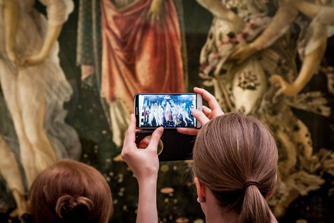 Day Trip to Florence From Rome With Uffizi Entrance - Questions About Staying Here