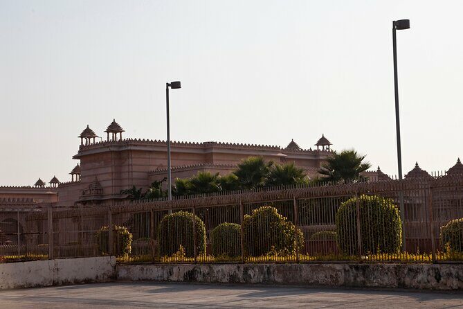 Day Trip to Gandhinagar (Guided Full Day Sightseeing Tour from Ahmedabad) - FAQ