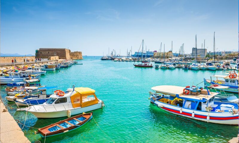 Day Trip To Heraklion City Center & Market & CretAquarium - Pickup and Itinerary