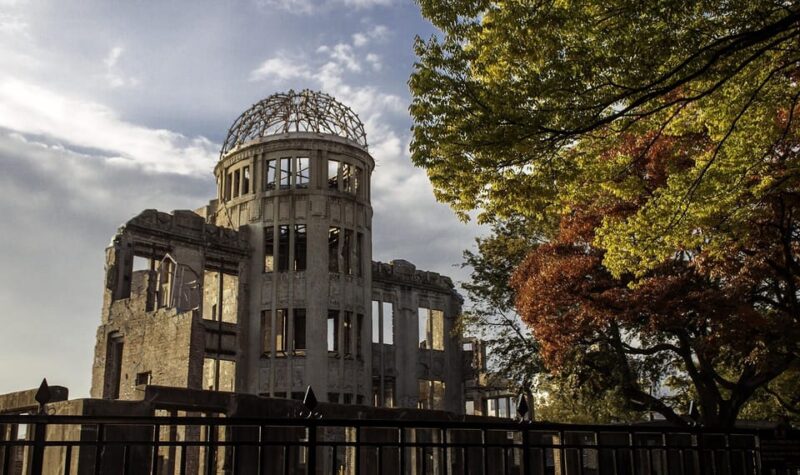 Day Trip to Hiroshima & Miyajima With Itsukushima Shrine - Hiroshima Peace Memorial Park: Reflection and Remembrance