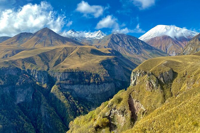 Day Trip to Kazbegi and Gudauri - Experiencing Gudauri Ski Resort