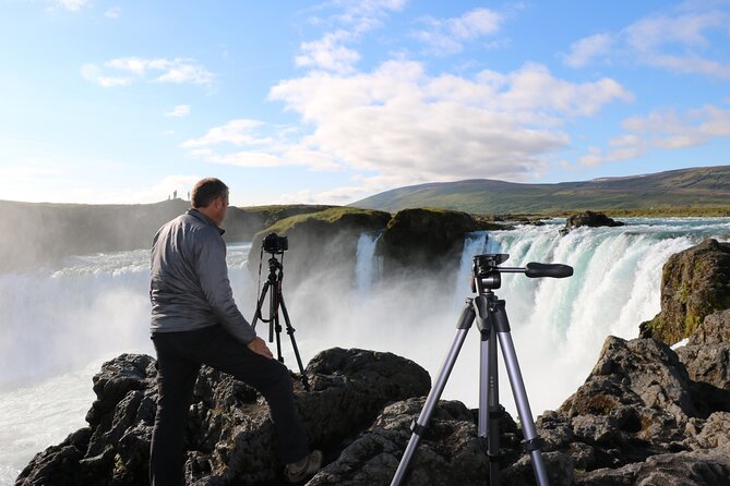 Day Trip to Lake Mývatn and the Nature Baths From Akureyri - Relaxing at the Myvatn Nature Baths