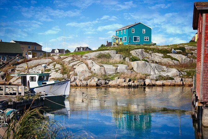 Day Trip to Lunenburg, Mahone Bay and Peggy's Cove from Halifax - Key Points