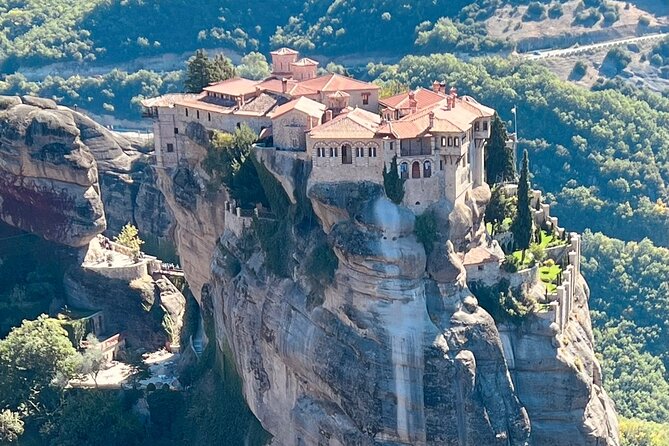 Day Trip to Meteora From Athens - Inclusion Details and Tour Duration