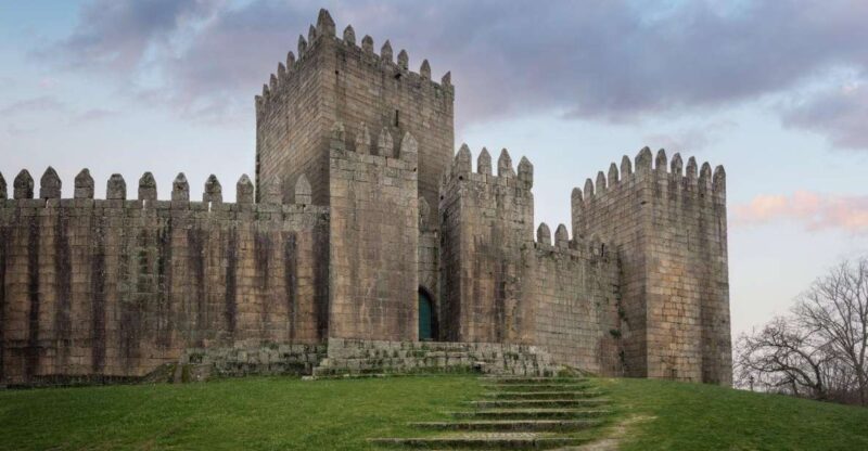 Day Trip to Minho: Guimarães - Braga - Minho Heritage Sites