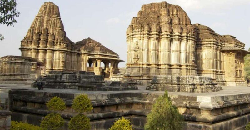 Day Trip to Nathdwara, Eklingji Temple With Haldighati - Transportation Arrangements