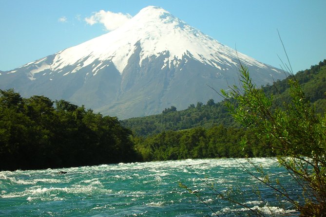 Day Trip to Osorno Volcano and Petrohue From Puerto Montt - Key Points