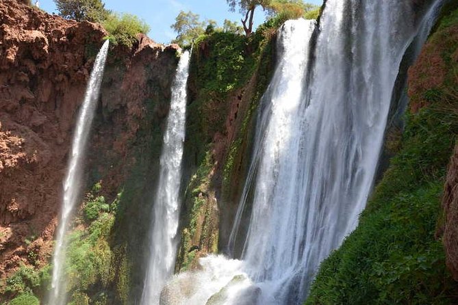 Day Trip to Ouzoud Waterfalls From Marrakech - Exploring the Waterfalls and Surroundings