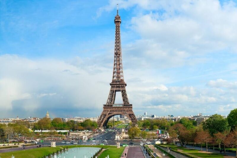 Day Trip to Paris With a 3-Course Lunch - Pricing and Duration