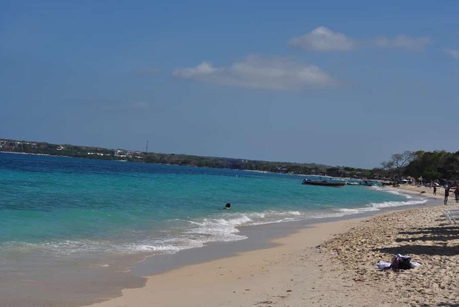 Day Trip to Playa Blanca Barú by Land - Key Points