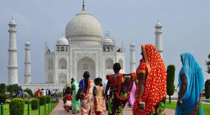 Day Trip to Taj Mahal, Agra Fort, and Baby Taj From Delhi - Additional Information