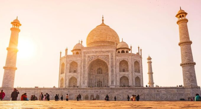 Day Trip to Taj Mahal, Agra Fort, and Baby Taj From Delhi - Recap