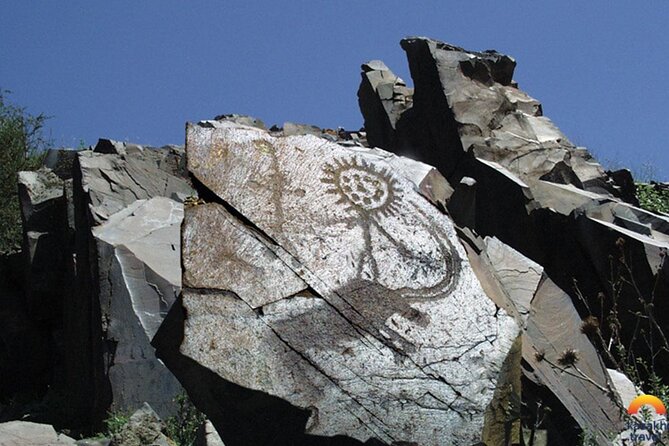 Day Trip to Tanbaly Petroglyphs - Highlights of Tanbaly Petroglyphs