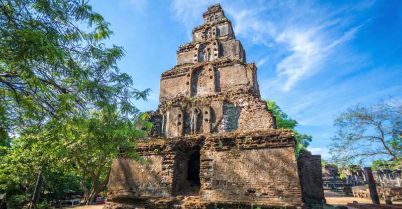 Day Trip to the Ancient City of Polonnaruwa From Negombo - Key Points