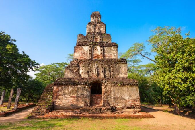Day Trip to the Ancient City of Polonnaruwa From Negombo - Ancient Buddhist Shrines and Statues