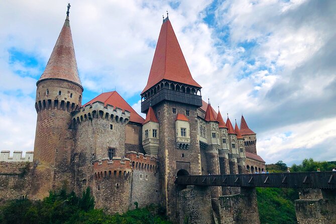 Day Trip to Turda Salt Mine and Corvin Castle From Timisoara - Reviews and Ratings