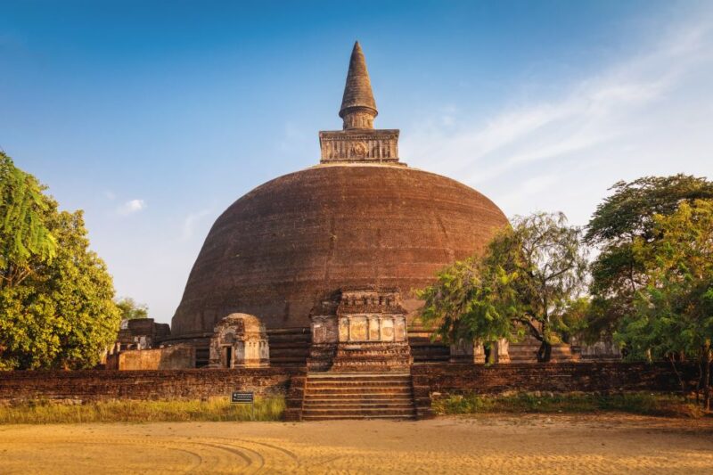 Day Trip to UNESCO City Anuradhapura From Dambulla - Pickup and Communication