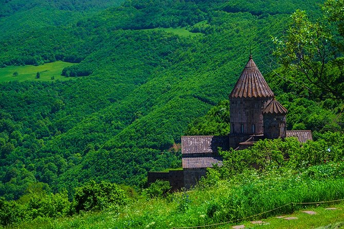Day Trip Wings of Tatev: Tatev Monastery, Shaki Waterfall, Winery - Shaki Waterfall