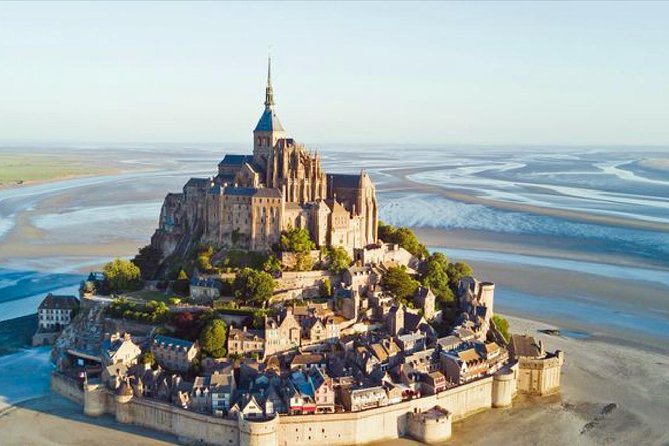Day-Trip With Personal Guide in Mont Saint-Michel From Paris With Private Car - Inclusions and Exclusions