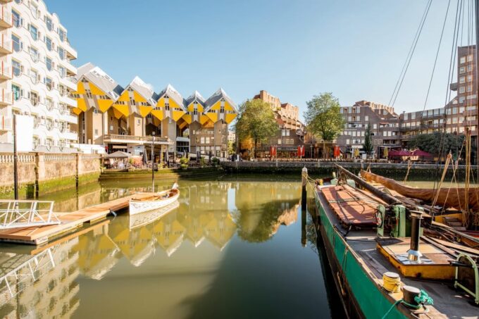 Day Trip With Turkish Guide: Rotterdam, Delft, & the Hague - Important Information