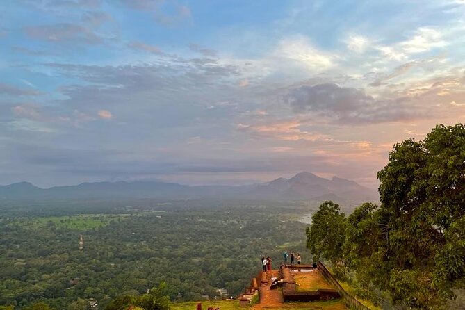 Day Trips From Kandy to Sigiriya With Village Experiences - Exploring Anura Village