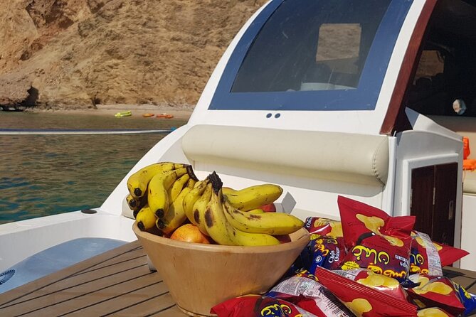 Daymaniyat Islands Snorkeling 2 Different Snorkeling Sites and Lunch Included - Lunch and Refreshments