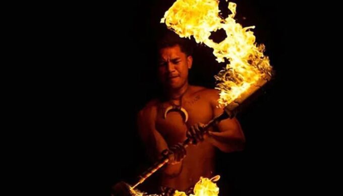 Daytona Beach: Luau With Polynesian Dinner and Live Show - Dietary Considerations