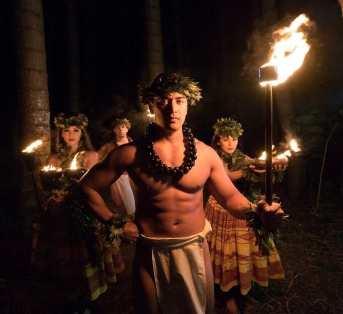 Daytona Beach: Luau With Polynesian Dinner and Live Show - Event Details