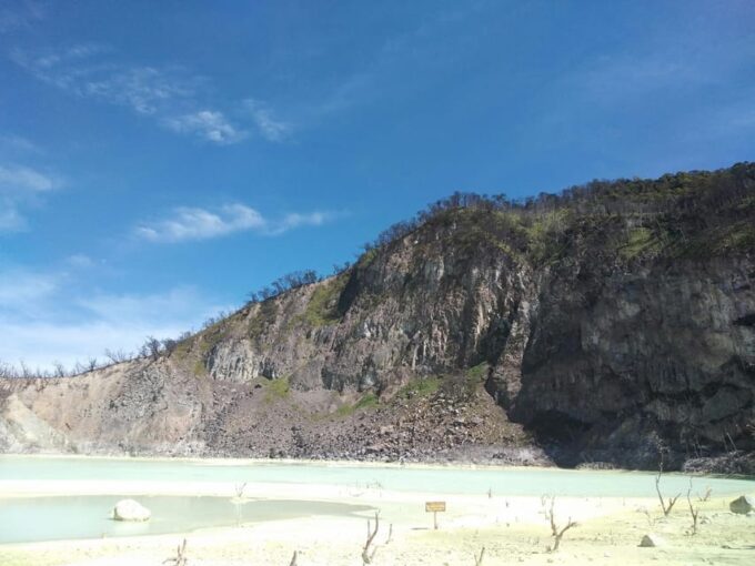 Daytrip Costum White Crater Volcano Mount Tour Guide Bandung - Customer Satisfaction