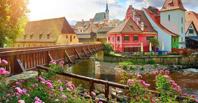 Daytrip From Prague to Český Krumlov via Hluboká - Frequently Asked Questions