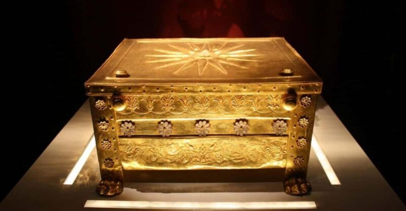 Daytrip to Aigai Royal Tombs & Pella Museum With Pick up - Significance of Pella