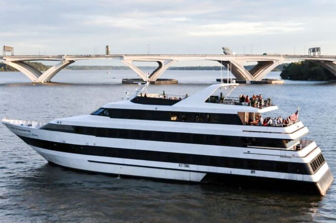 DC: Buffet Brunch, Lunch, or Dinner Cruise on the Spirit - Seating Arrangements and Group Reservations