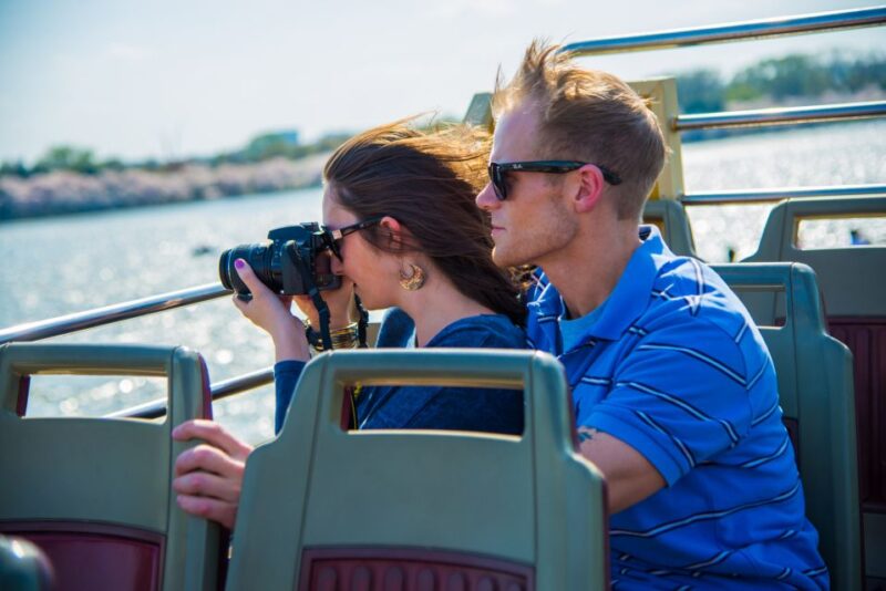 DC: Hop-on Hop-off Bus Tour & Sightseeing Water Taxi Cruise - Explore Washington, DC