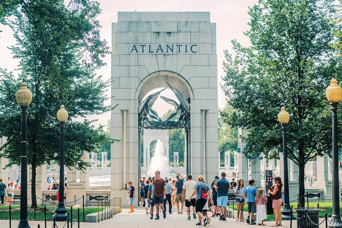 DC in a Day: 10+ Monuments, Potomac River Cruise, Entry Tickets - Just The Basics