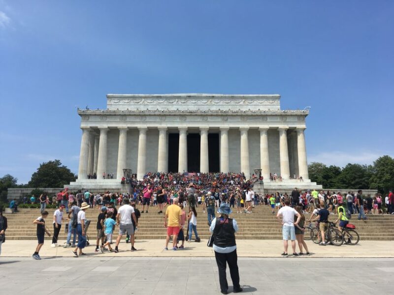 DC Monuments & Memorials Architectural Walking Tour - Exploring the Washington Monument