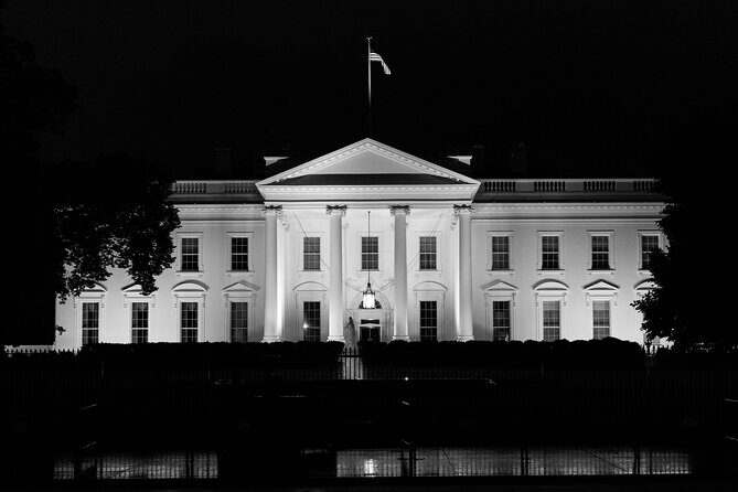 DC Monuments Small Group Guided Night Tour 3 Hours - A Close Look at the Itinerary: What Youll See and Experience