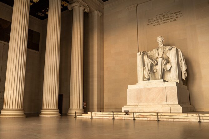 DC Monuments Walking Tour: Small Groups, Big Ideas - Capturing Unforgettable Memories
