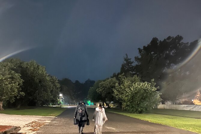 Dead Of Night Tour in Williamsburg - Cancellation and Booking