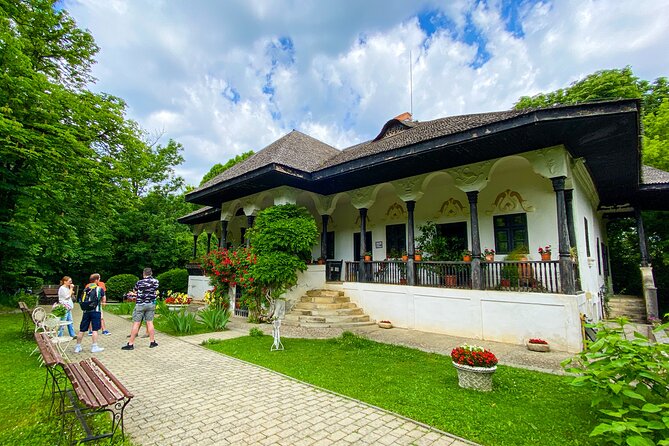 Dealu Mare Wine Country Tour - Lunch Included - Exploring the Dealu Mare Region