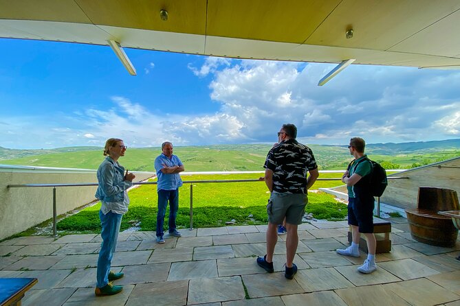 Dealu Mare Wine Country Tour - Lunch Included - Visiting the Romanian Athenaeum