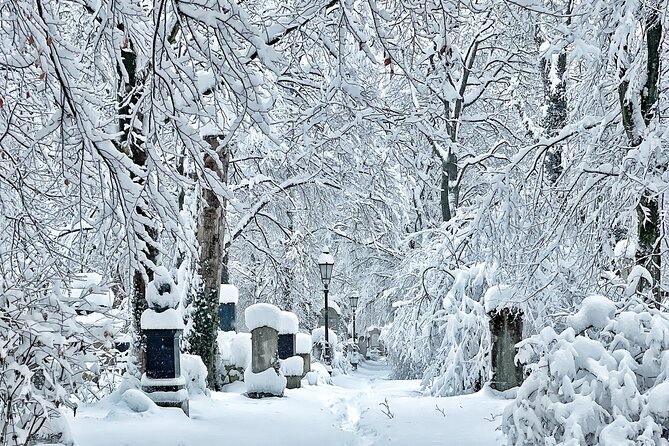 Death and Chocolate: Walking Tour of Munichs Old South Cemetery - Inclusions