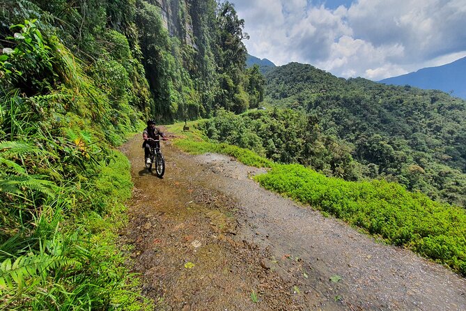 Death Road By Full Suspension Bike - Full Day - English Speaking Guide - Inclusions and Exclusions