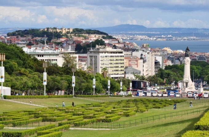 Dedicated Lisbon City Tour - More Than 10 Attractions Places - Frequently Asked Questions