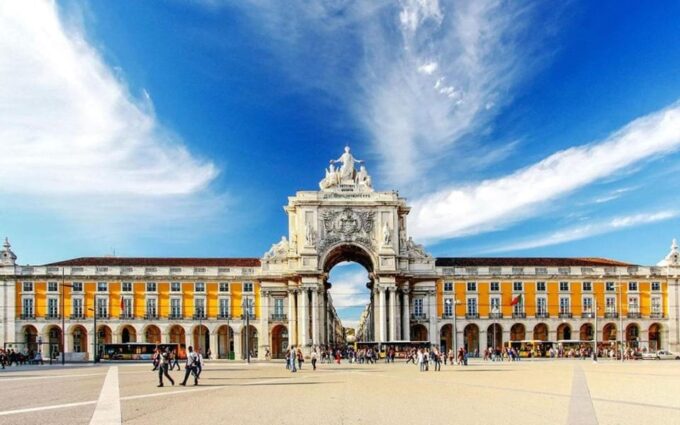 Dedicated Lisbon City Tour - More Than 10 Attractions Places - Recap