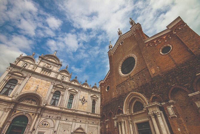 Deep Into Venice: Morning Walking Tour & Gondola Ride - Accessibility and Participation