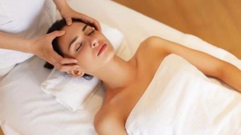 DEEP TISSUE MASSAGE - Therapeutic Techniques