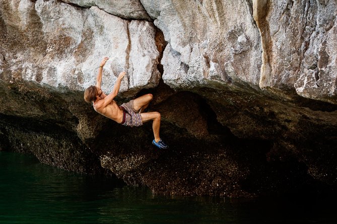 Deep Water Solo - Meeting and Pickup