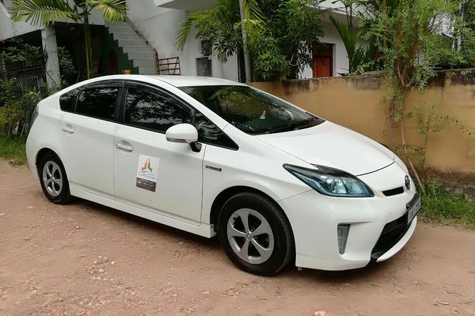 Dehiwala City to Colombo Airport (CMB) Private Transfer - Pickup and Drop-off