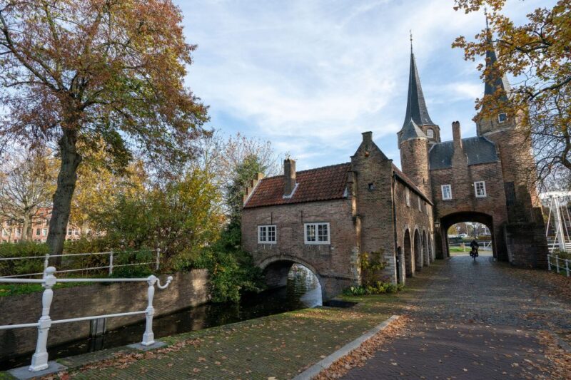Delft: Vermeer History Open Boat Cruise - Frequently Asked Questions