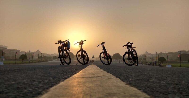 Delhi: 3-Hour Night Cycling Tour - Important Notes for Availability